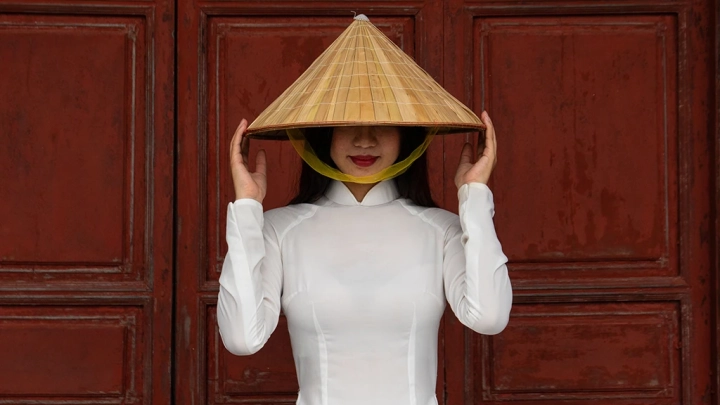 Ao Dai Model