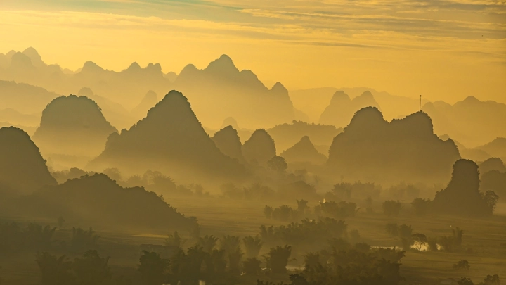 Foggy Mountains